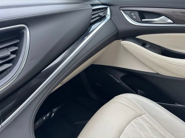 Certified 2022 Buick Enclave Avenir AWD/4WD image 30