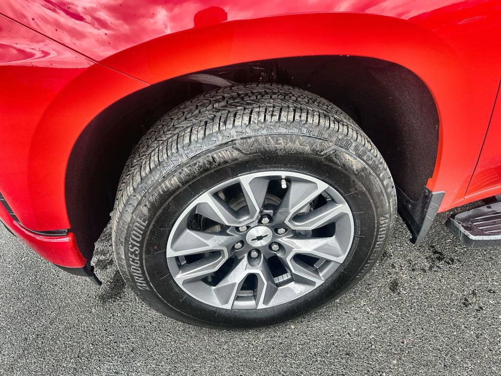 Used 2021 Chevrolet Silverado 1500 RST w/ Convenience Package II image 16