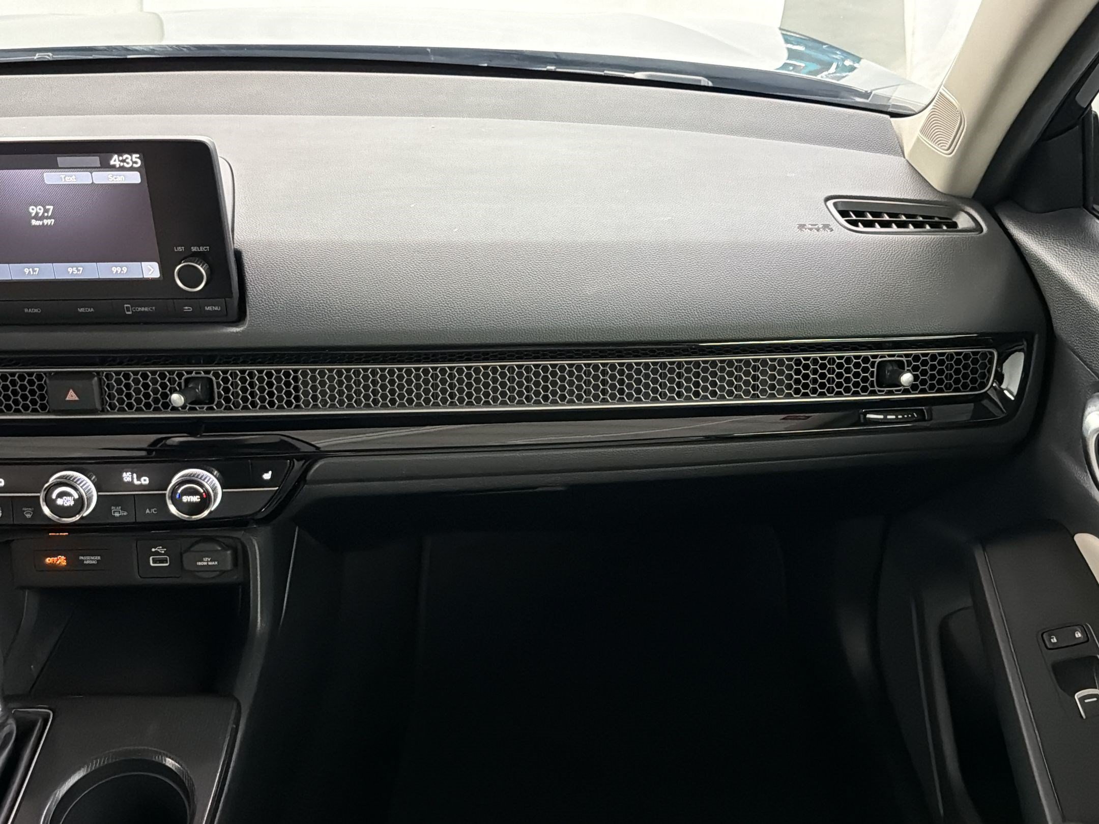 Certified 2024 Honda Civic EX-L image 29