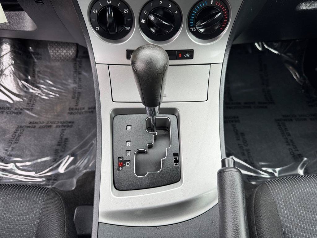 Used 2011 MAZDA MAZDA3 i Sport FWD image 29