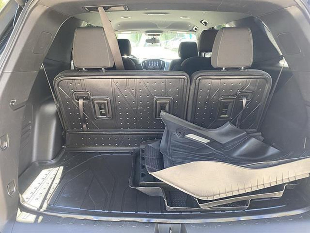 Used 2023 Chevrolet Traverse LT w/ LPO, Floor Liner Package AWD/4WD image 38