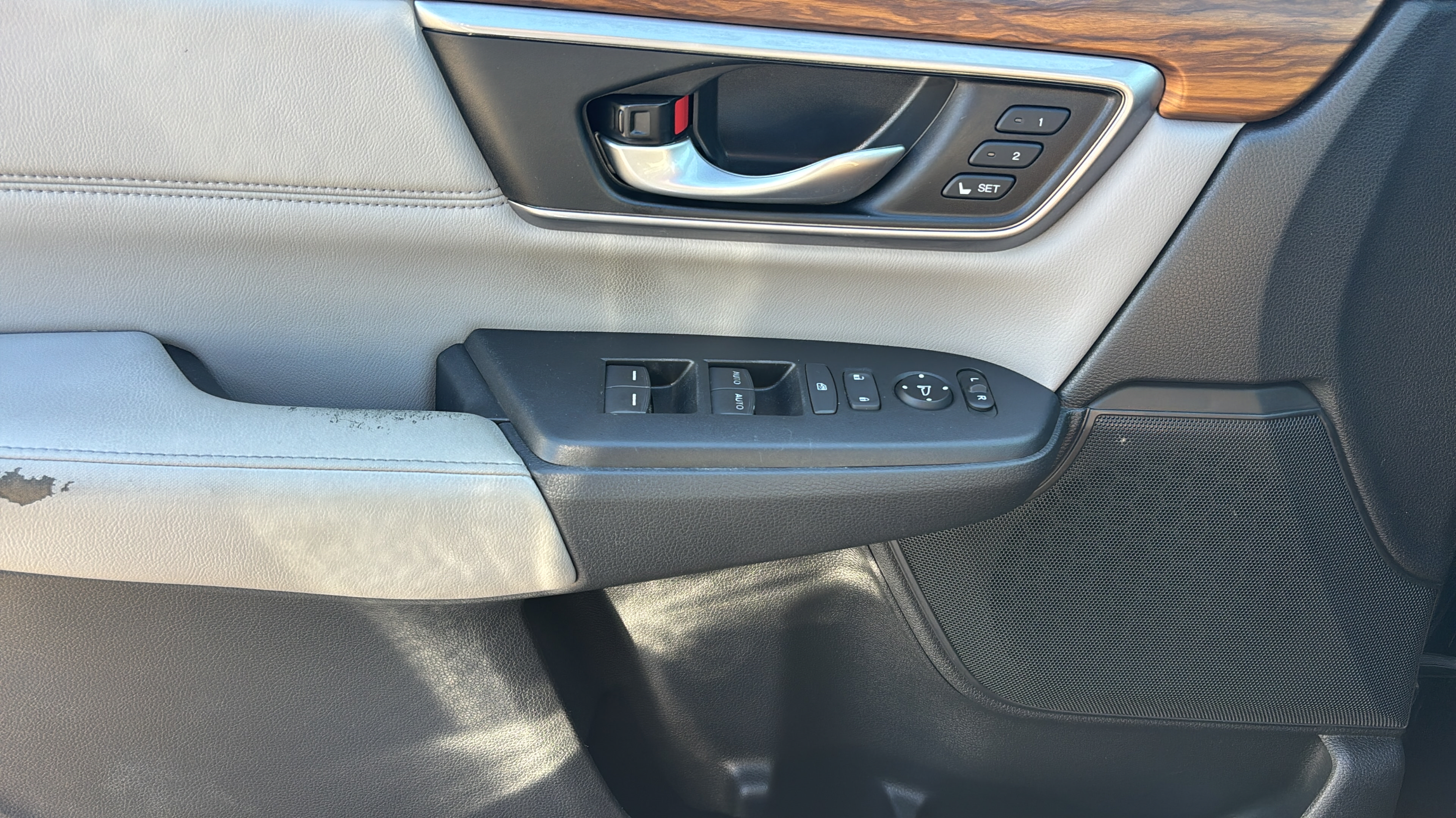 Used 2017 Honda CR-V EX-L image 28