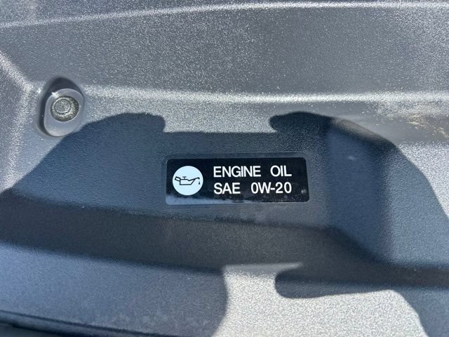 Used 2025 Toyota Highlander Limited AWD/4WD image 16