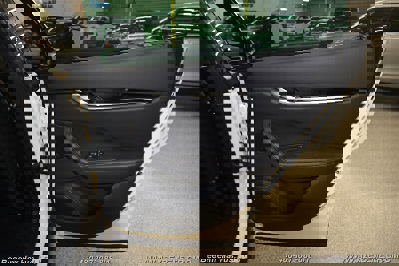 Used 2021 Maserati Levante image 36