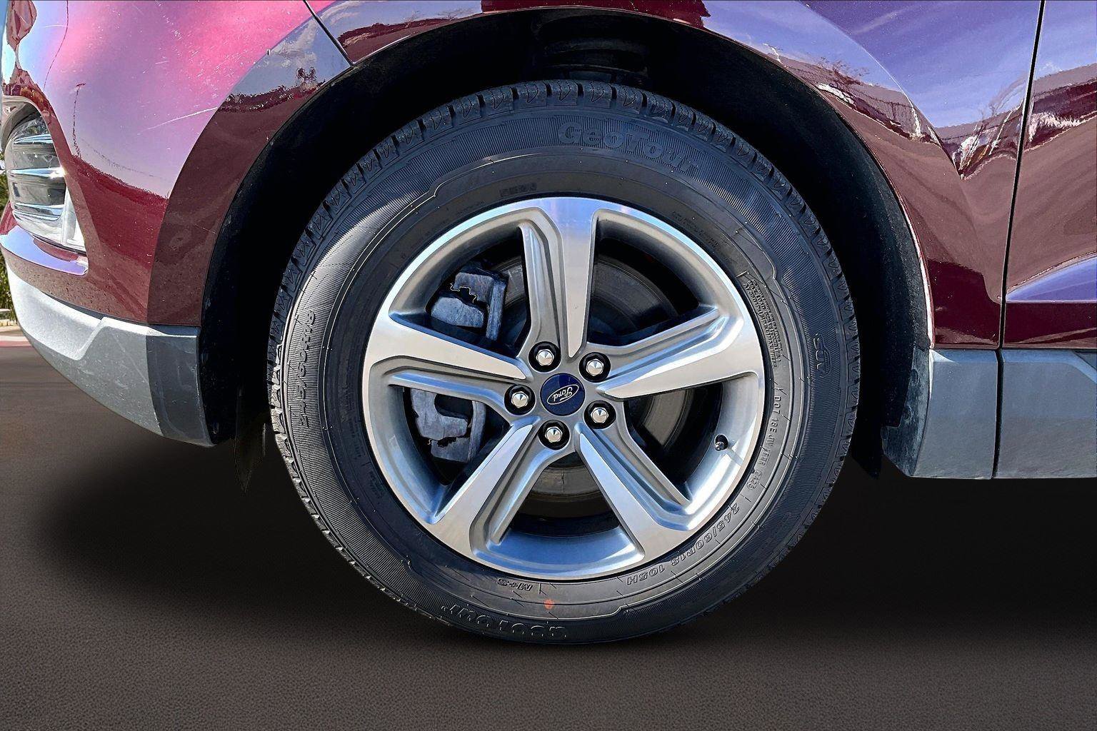 Used 2022 Ford Edge SEL w/ Convenience Package image 9