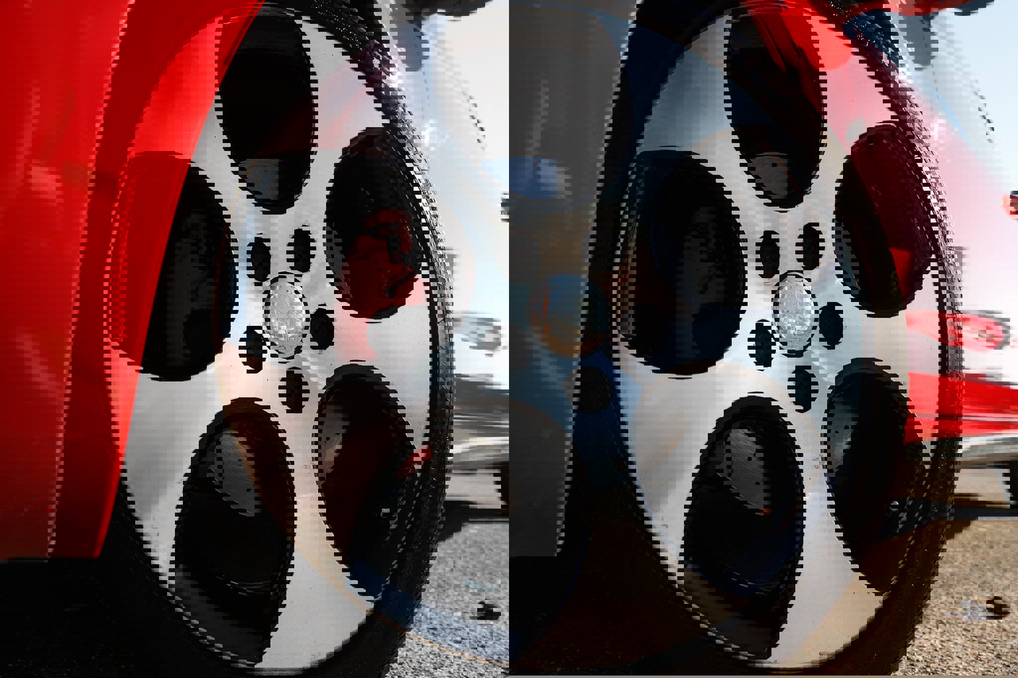 Used 2012 Volkswagen GTI 2-Door image 37