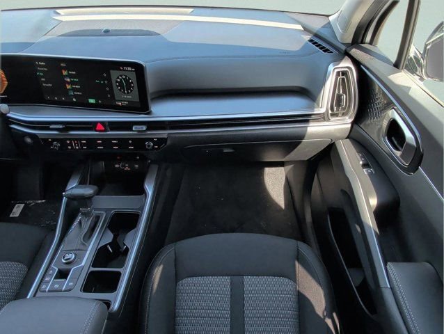New 2026 Kia Sorento LX FWD image 18