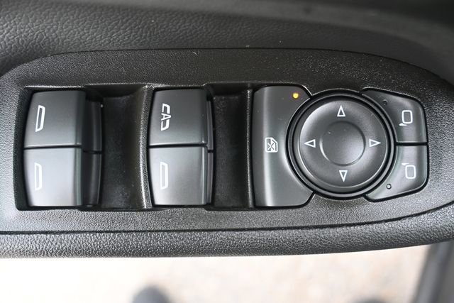 Used 2022 Chevrolet Equinox LT image 11