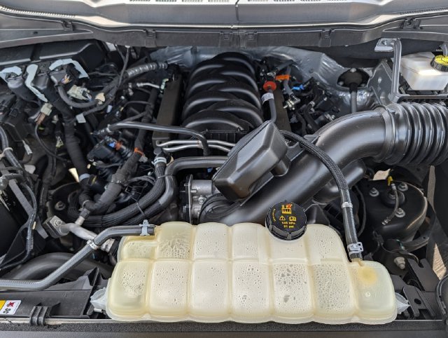 Used 2023 Ford F150 Lariat AWD/4WD image 30