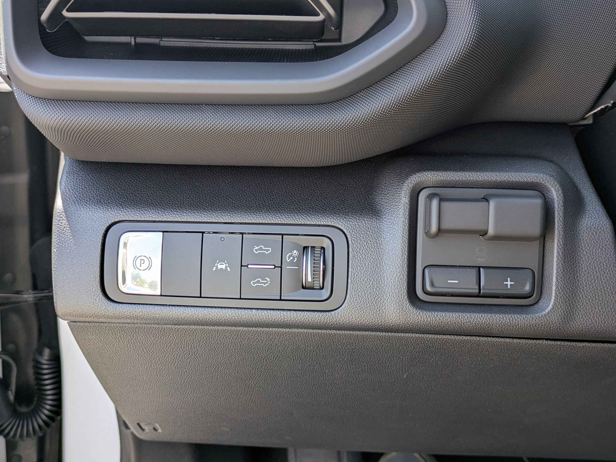 Used 2026 Chevrolet Silverado EV LT w/ Plus Package AWD/4WD image 22