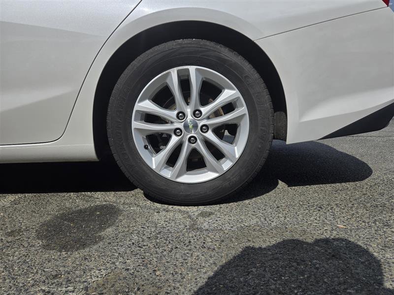 Used 2016 Chevrolet Malibu LT w/ Leather Package image 13