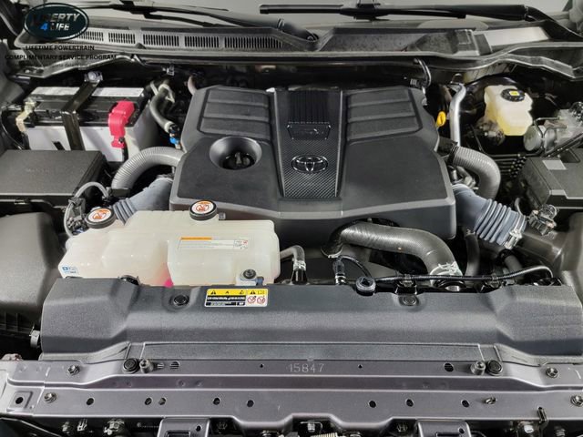 Used 2024 Toyota Tundra Limited AWD/4WD image 36