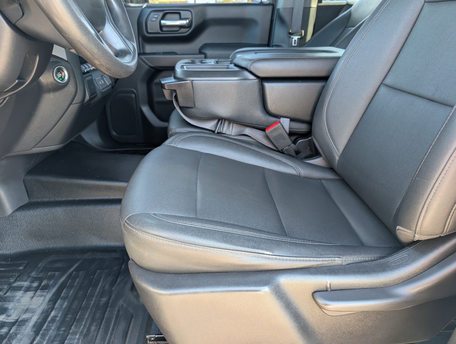Used 2022 Chevrolet Silverado 1500 W/T w/ WT Value Package AWD/4WD image 15