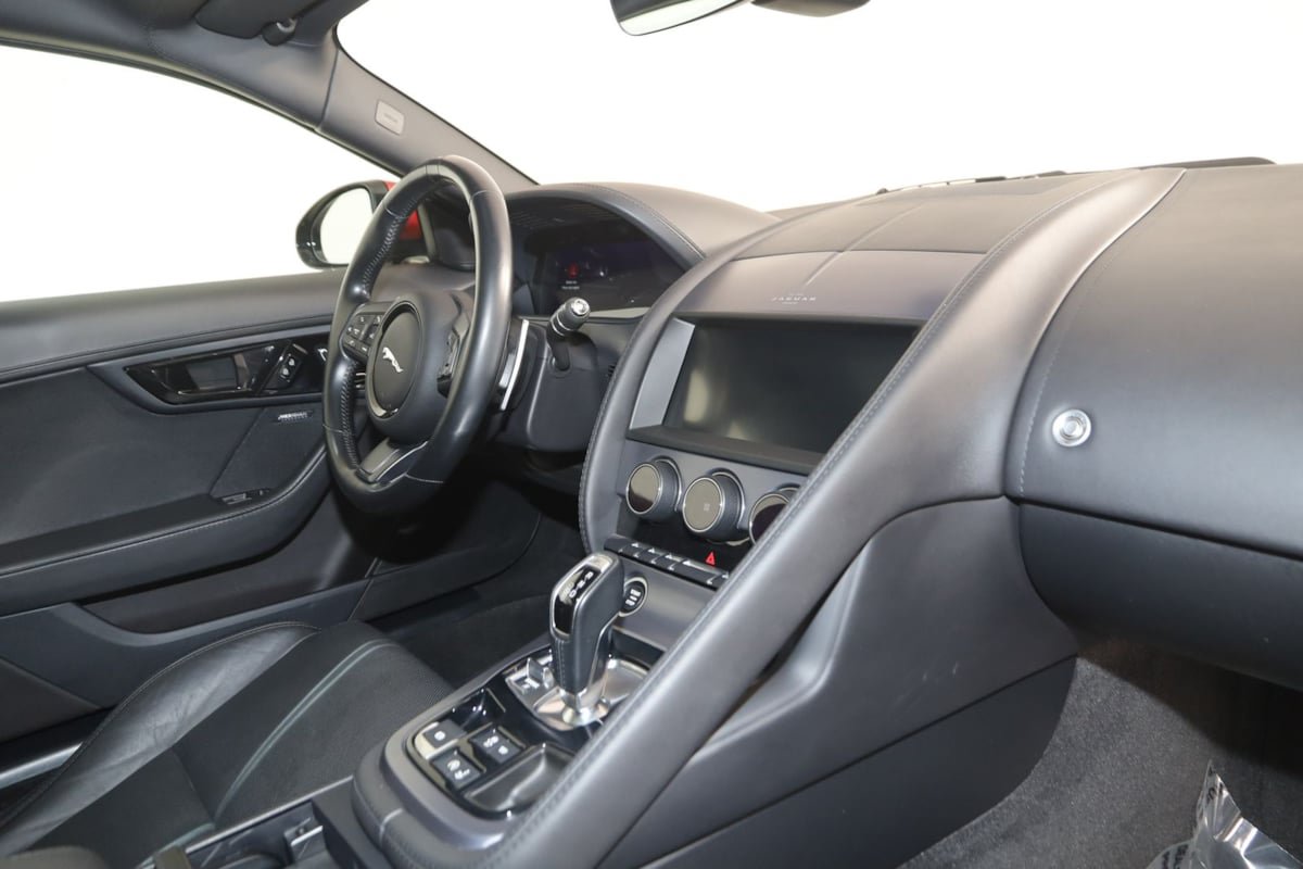 Used 2021 Jaguar F-TYPE Coupe RWD image 56