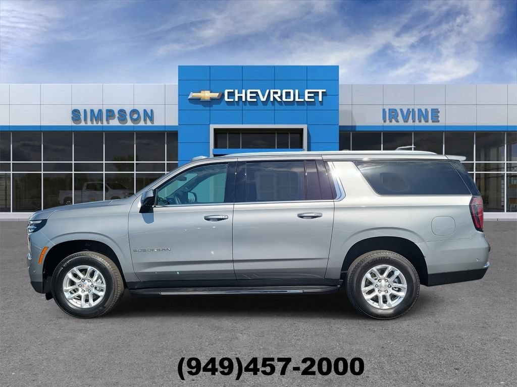 Used 2026 Chevrolet Suburban LS RWD image 5