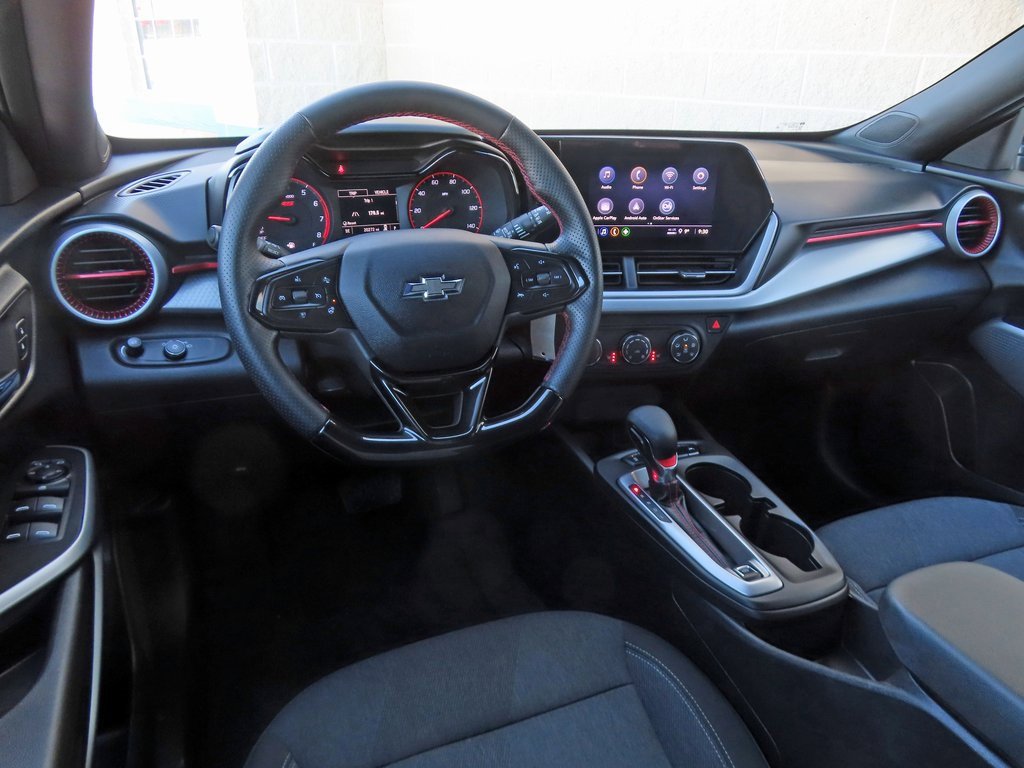 Used 2024 Chevrolet Trax RS w/ Driver Confidence Package image 4