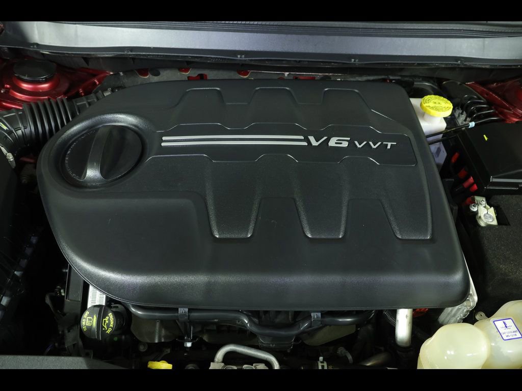 Used 2020 Jeep Cherokee Limited AWD/4WD image 14