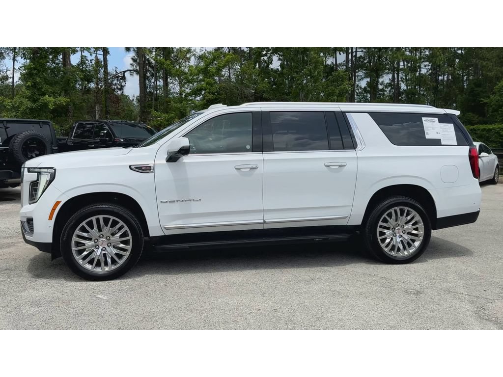 Certified 2025 GMC Yukon XL Denali AWD/4WD image 5
