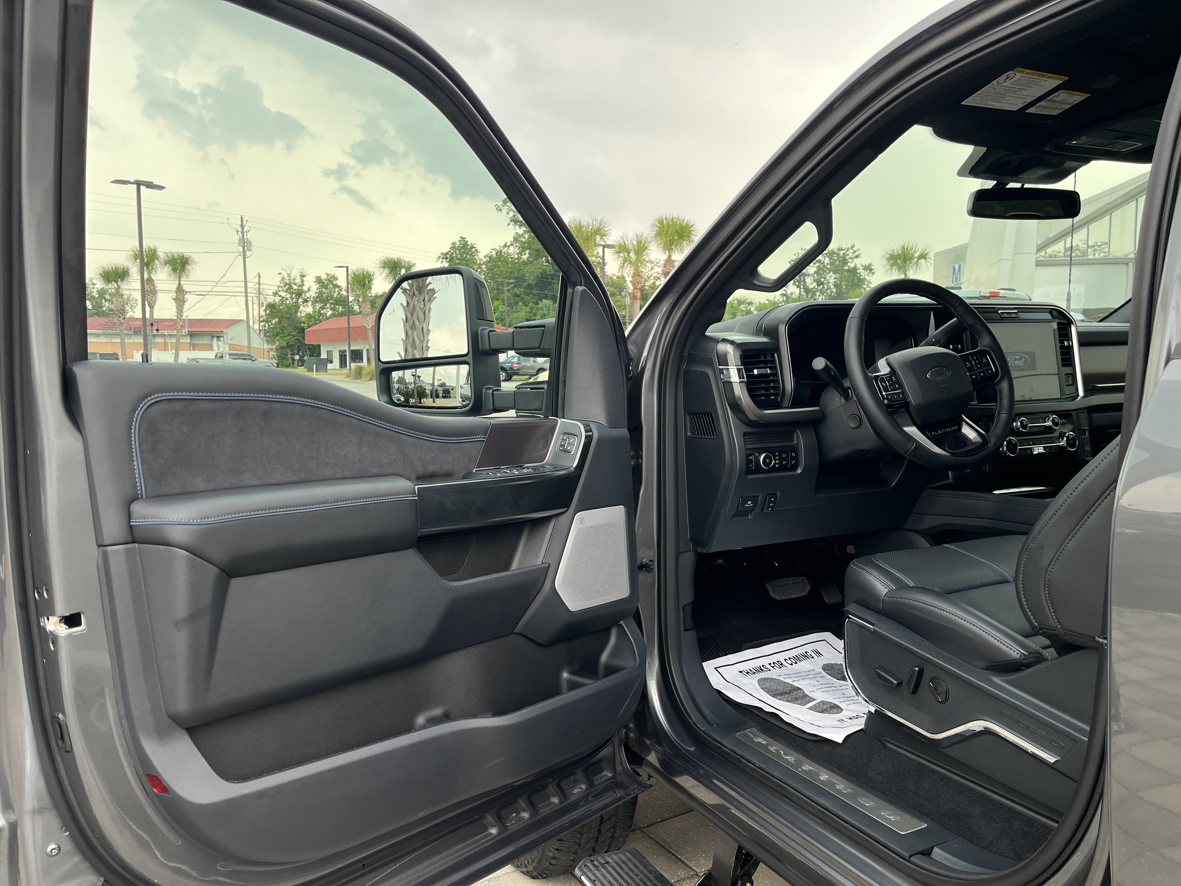 New 2026 Ford F250 Platinum AWD/4WD image 15