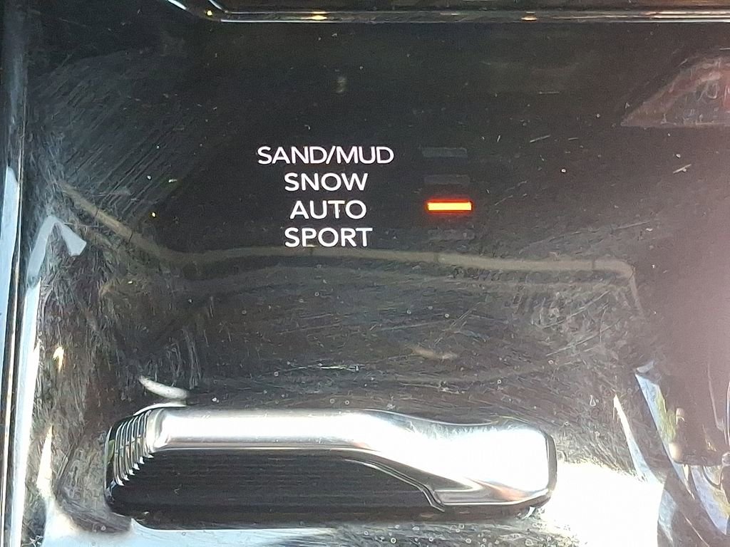 Used 2024 Jeep Wagoneer 4WD image 27