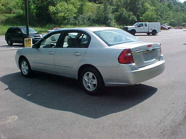 Used 2005 Chevrolet Malibu LS image 8