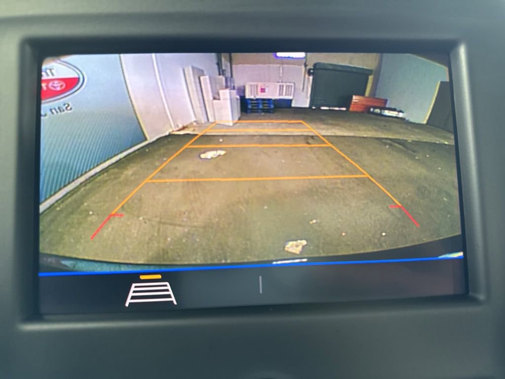 Used 2020 Chevrolet Equinox LT image 48