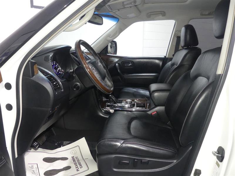 Used 2017 INFINITI QX80 4WD w/ Driver Assistance Package image 22