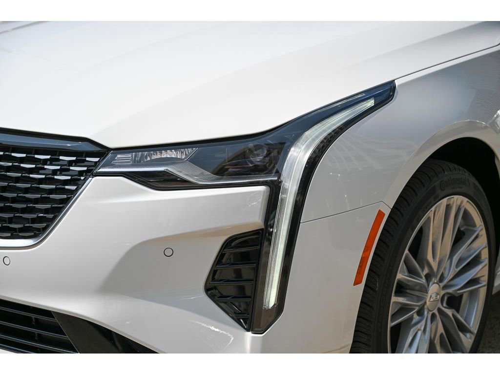 New 2025 Cadillac CT4 Premium Luxury image 8
