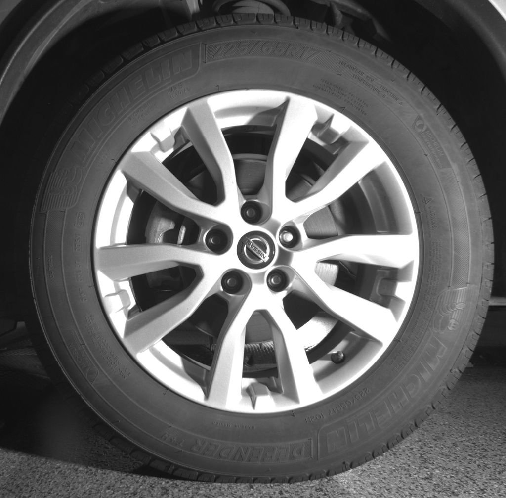 Used 2019 Nissan Rogue SV AWD/4WD image 34