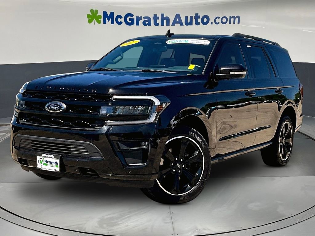 Used 2022 Ford Expedition Limited w/ Equipment Group 303A AWD/4WD image 3