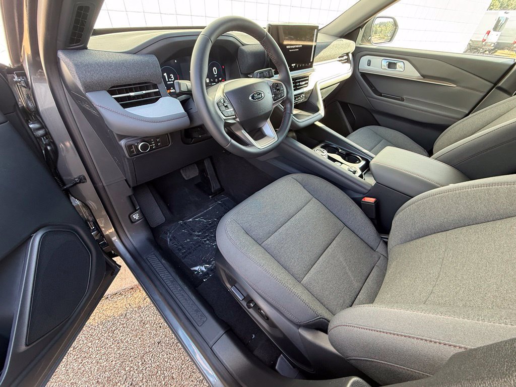New 2027 Ford Explorer Active AWD/4WD image 14