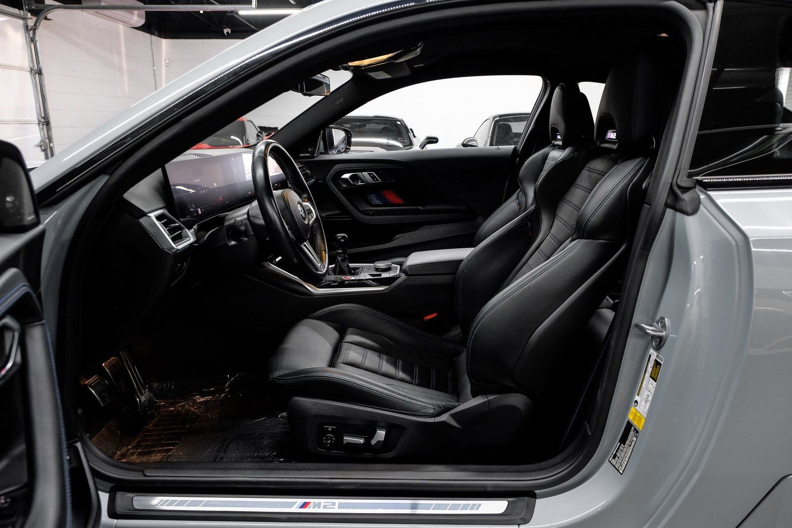 Used 2023 BMW M2 w/ Lighting Package image 4