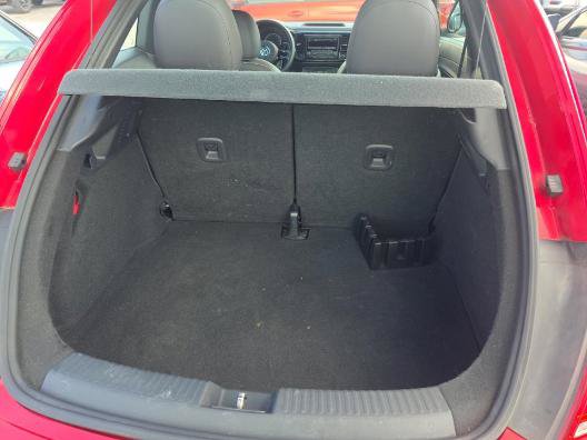 Used 2015 Volkswagen Beetle 1.8T Classic FWD image 6