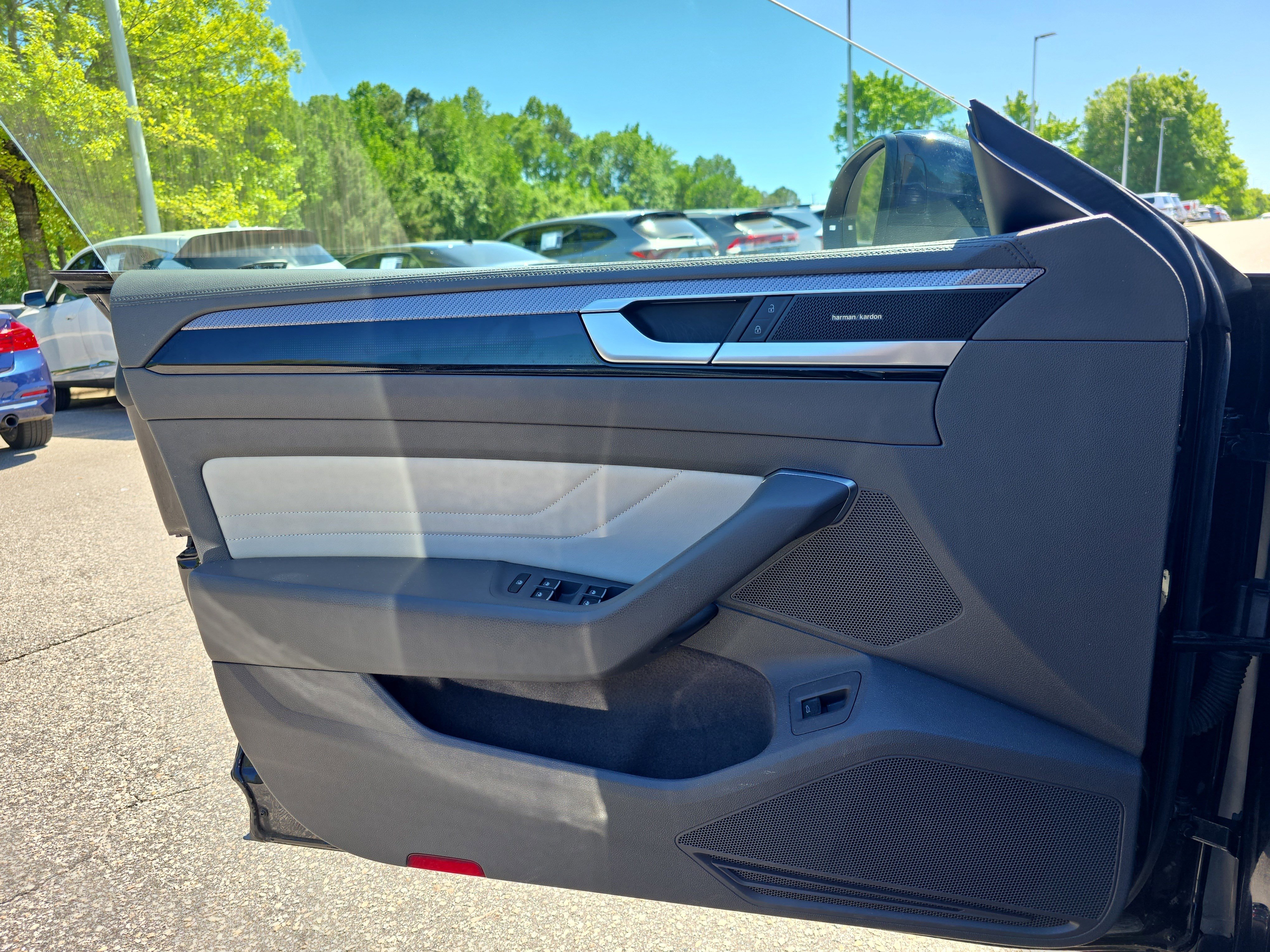 Used 2023 Volkswagen Arteon SEL Premium AWD/4WD image 25