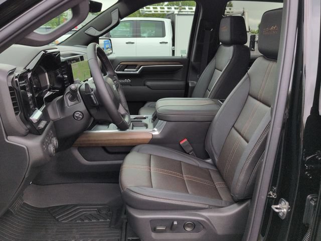 New 2026 Chevrolet Silverado 1500 High Country w/ Midnight Edition AWD/4WD image 22