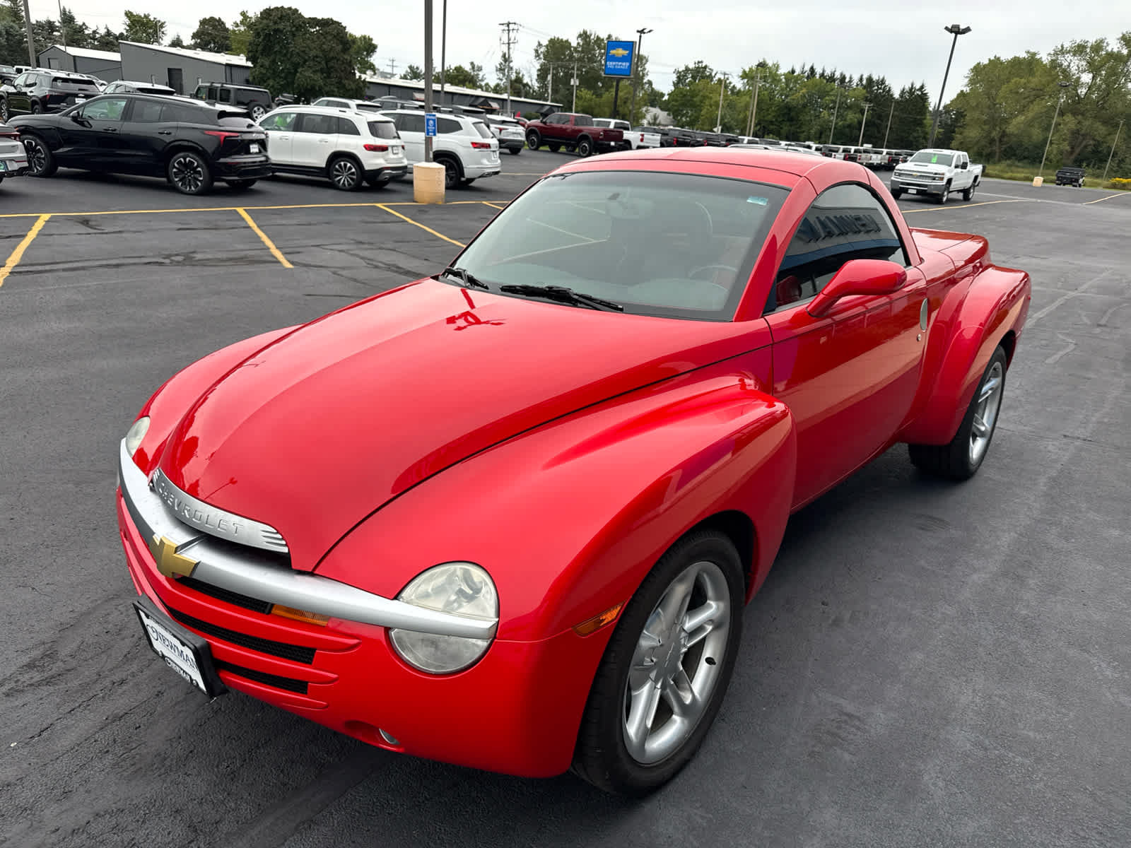 Used 2004 Chevrolet SSR w/ Preferred Equipment Group RWD image 10