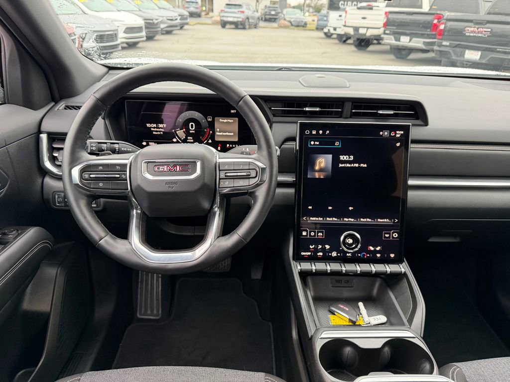 Used 2025 GMC Terrain Elevation w/ Black Edition image 19