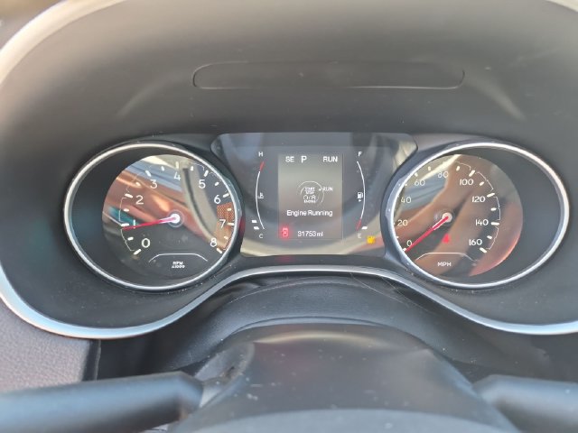 Used 2021 Jeep Compass Latitude FWD image 19