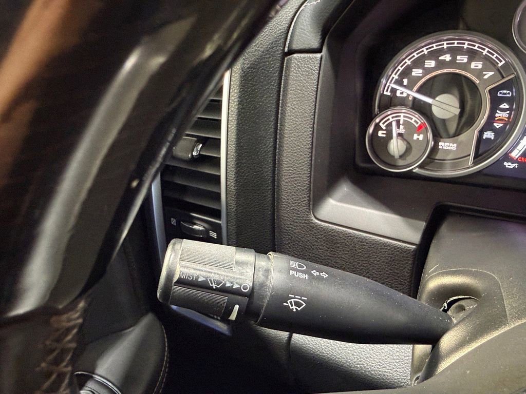 Used 2016 RAM 1500 Limited image 35