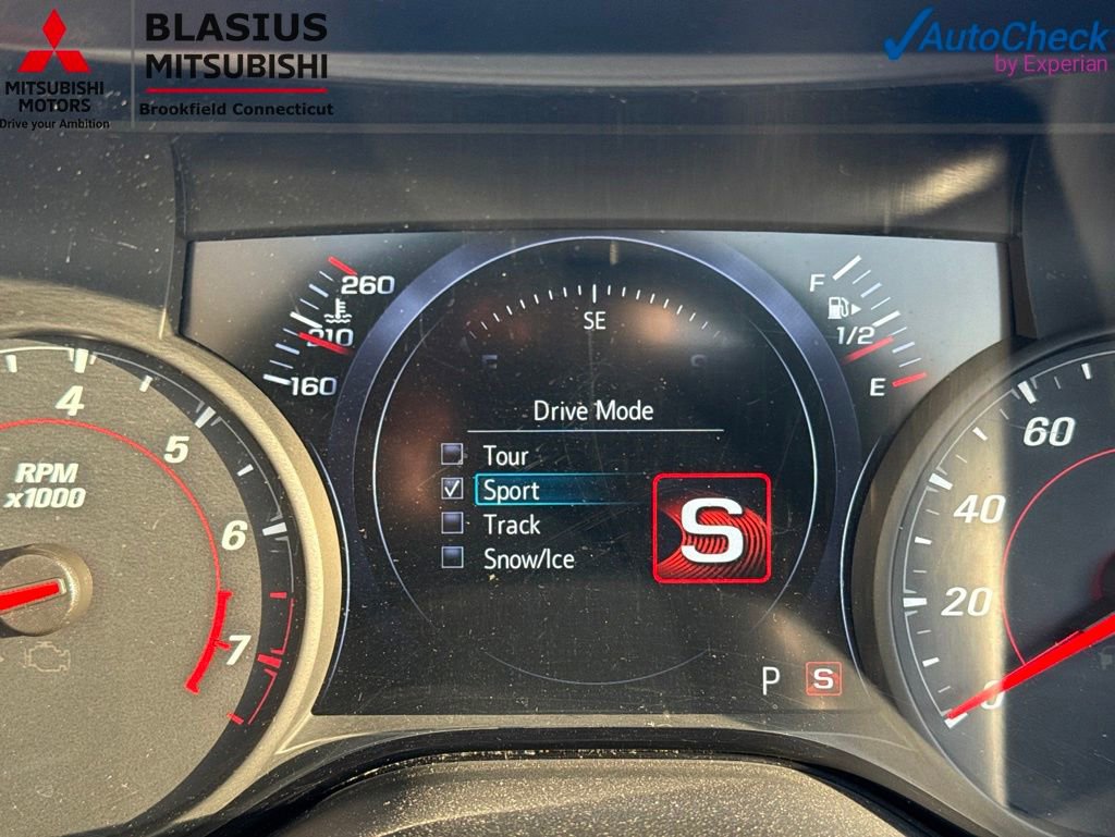 Used 2020 Chevrolet Camaro SS RWD image 31