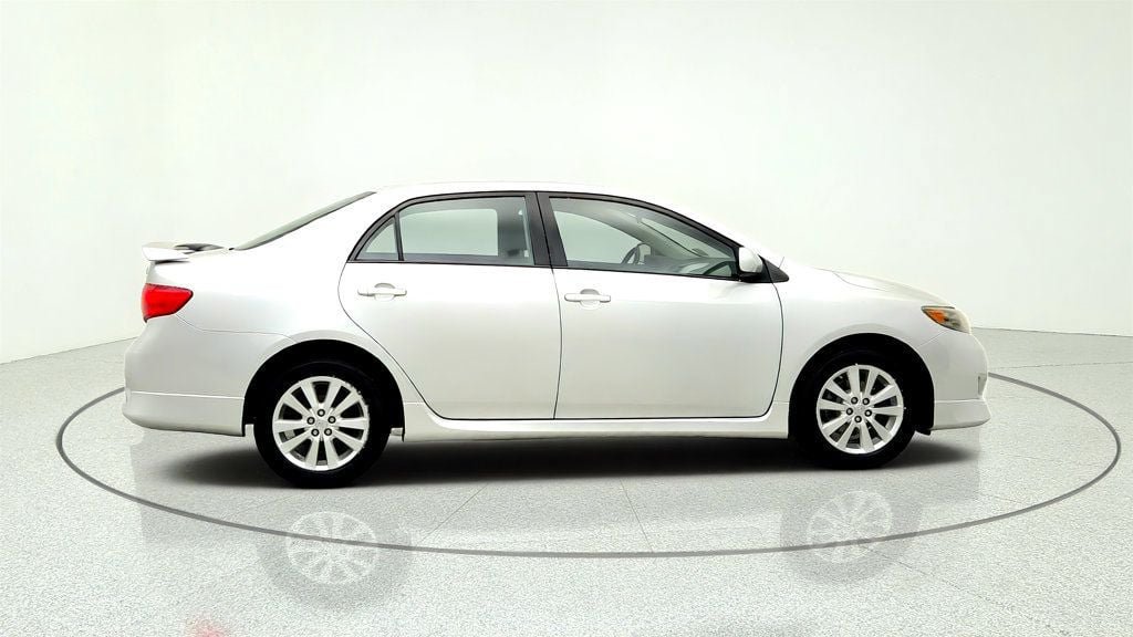 Used 2010 Toyota Corolla S FWD image 4