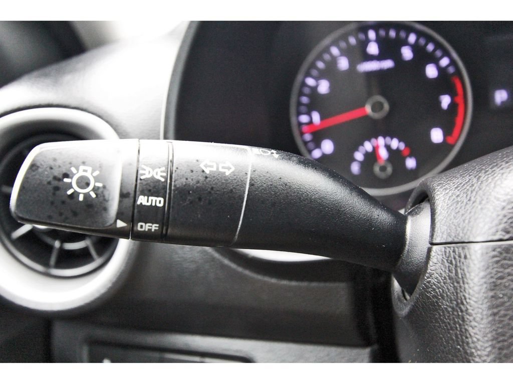 Used 2021 Kia Forte LXS FWD image 17