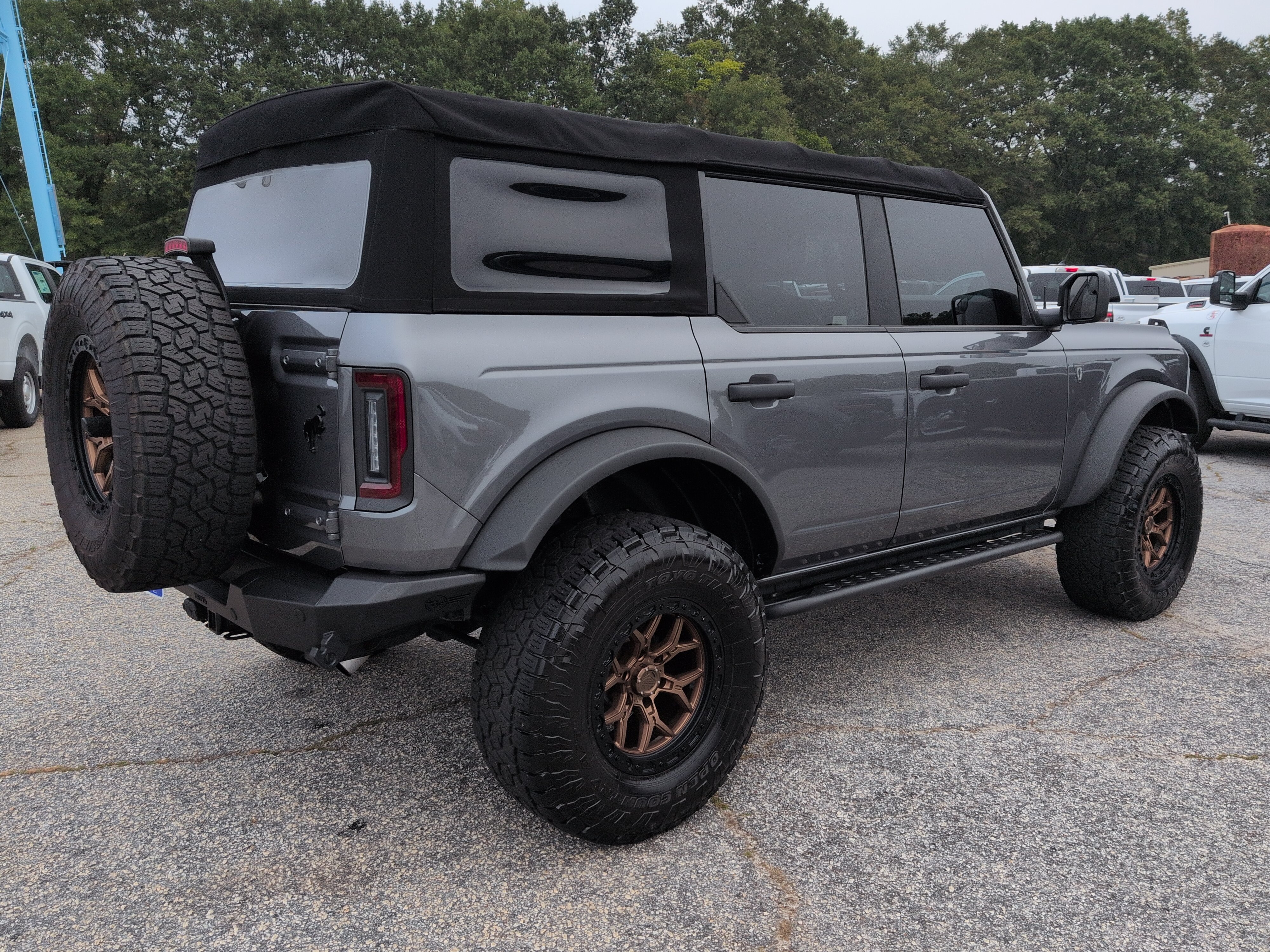 Certified 2021 Ford Bronco 4-Door w/ Sasquatch Package AWD/4WD image 3