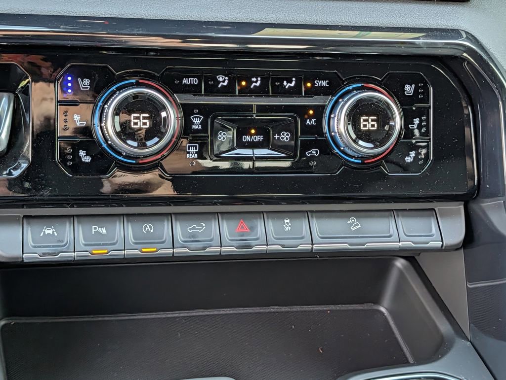 New 2026 GMC Sierra 1500 AT4 w/ AT4 Premium Package AWD/4WD image 18