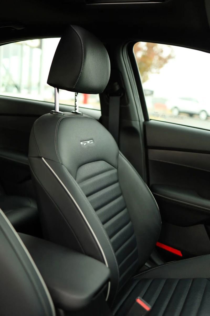 Used 2024 Kia Forte GT-Line w/ GT-Line Premium Package image 48