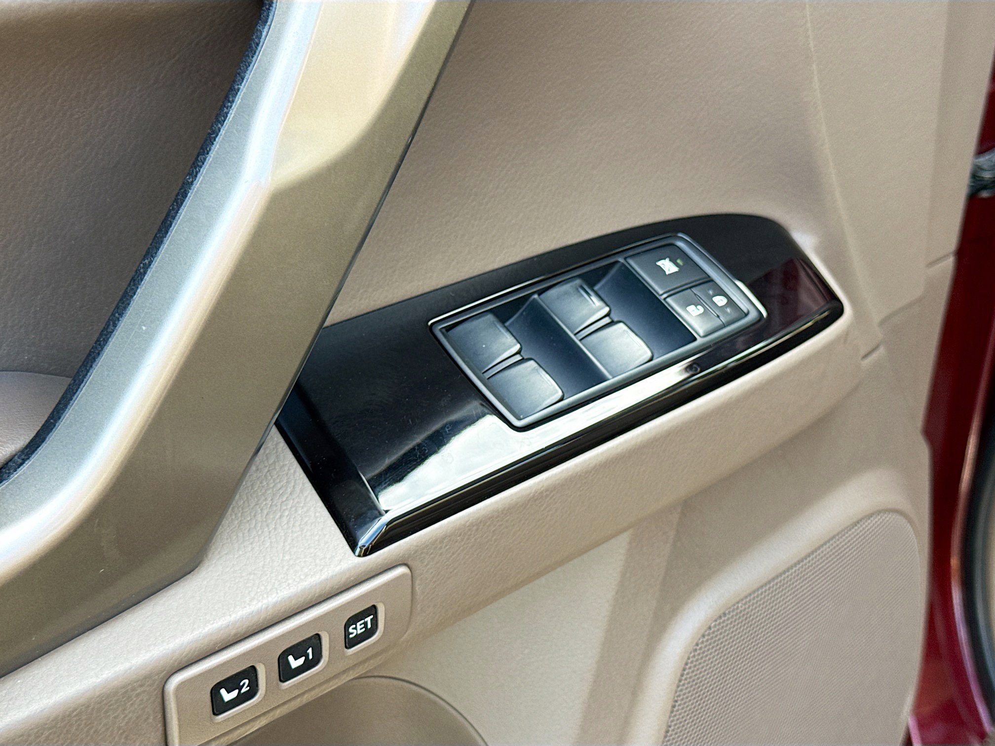 Used 2016 Lexus GX 460 image 8