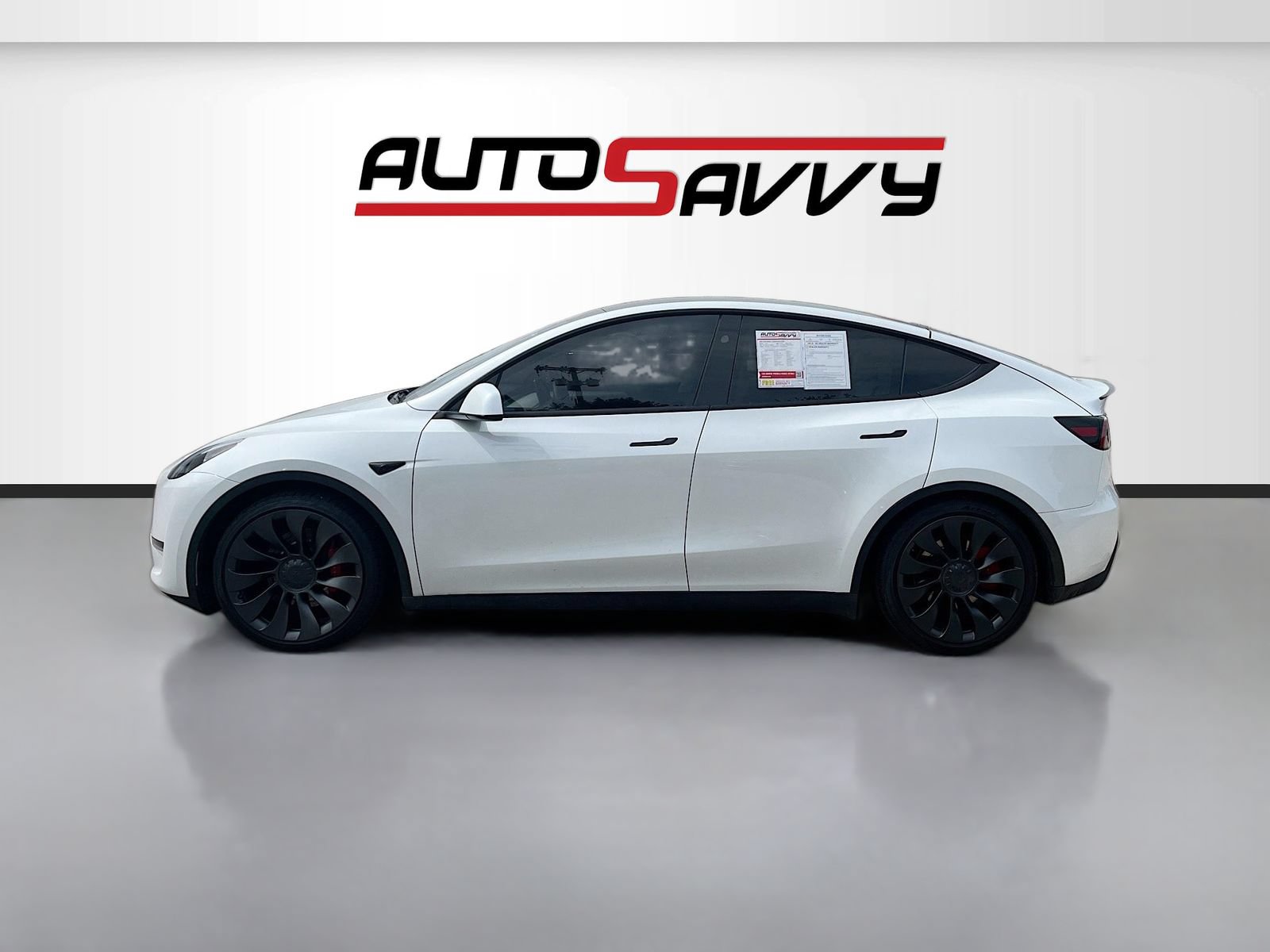 Used 2024 Tesla Model Y Performance AWD/4WD image 4