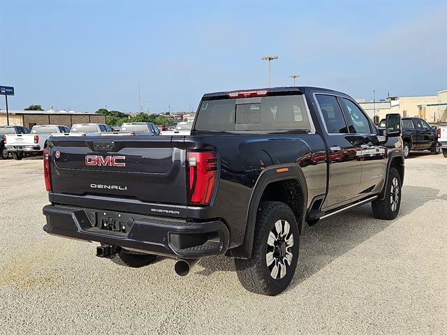 Used 2025 GMC Sierra 2500 Denali w/ Denali Reserve Package image 5