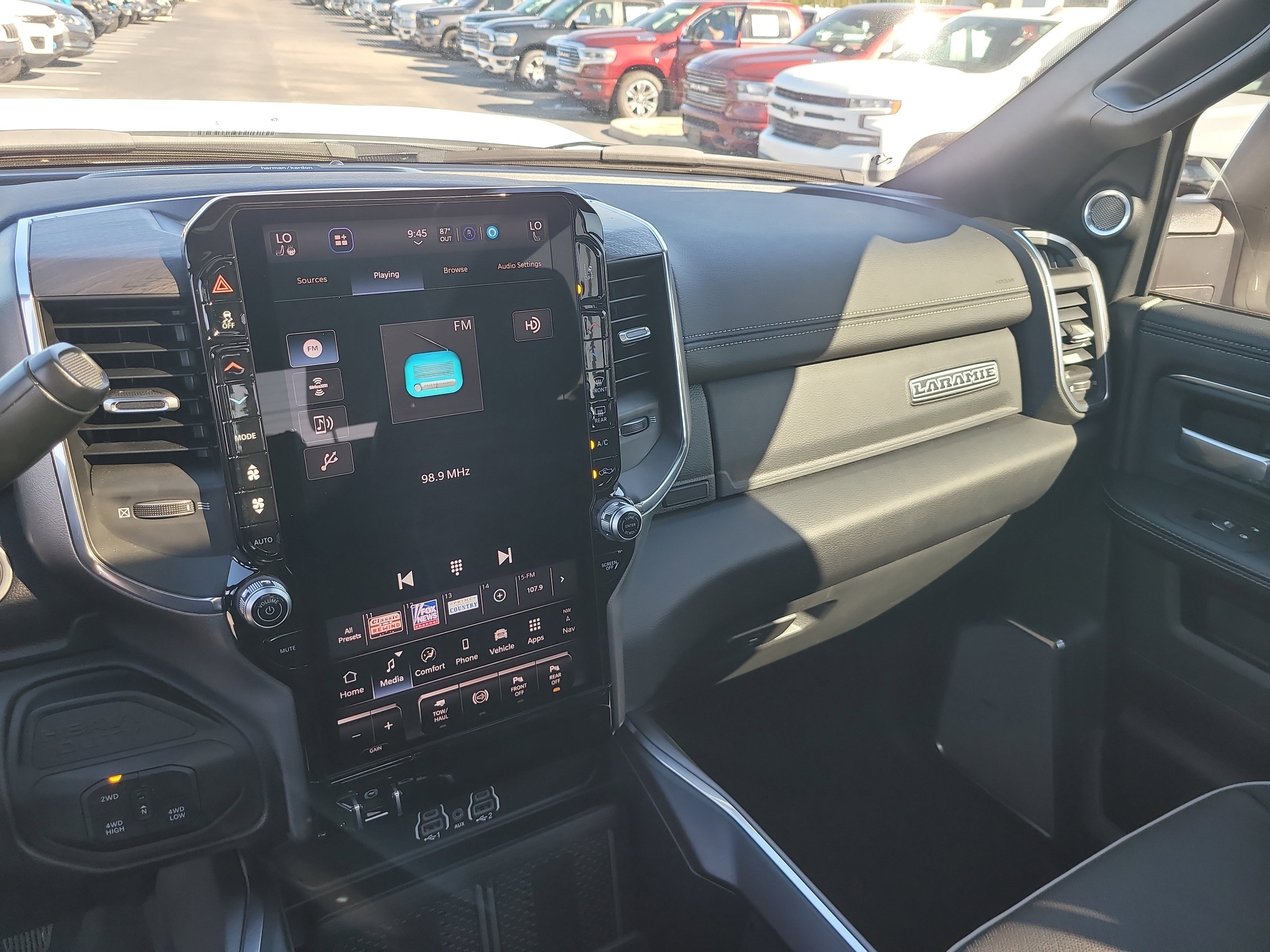 Used 2025 RAM 2500 Laramie image 22