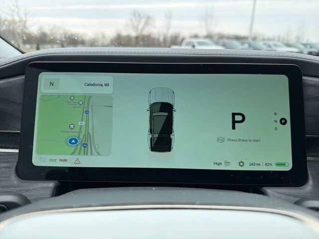 Used 2024 Rivian R1S Adventure image 65